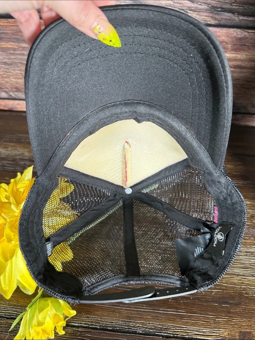 Volcom Tagurit Graphic Red and Black Floral Logo Cap